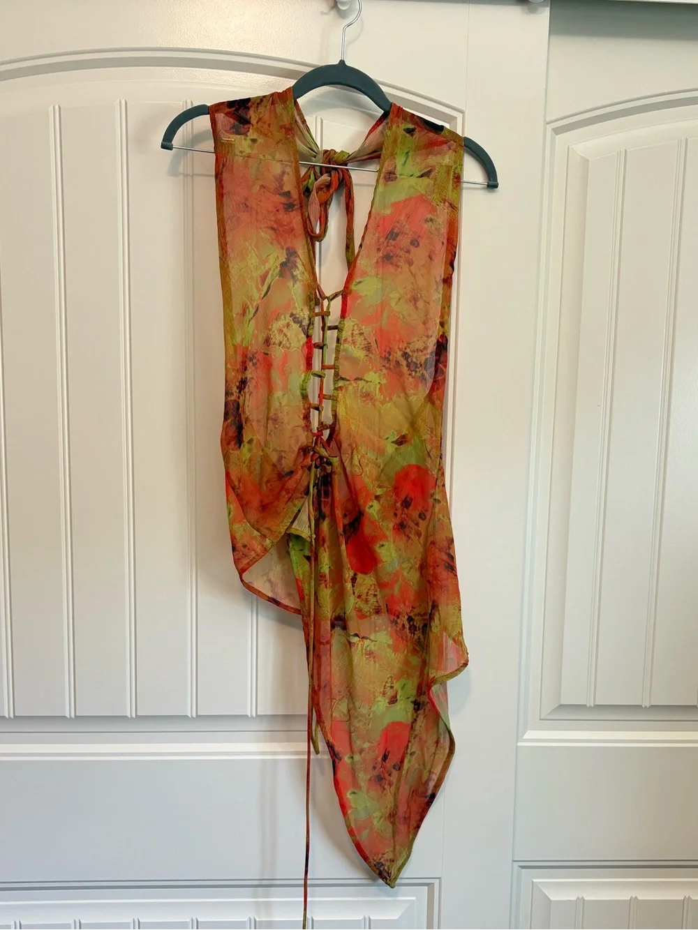 Jaded London LOCO PRINT HALTER LACE UP TOP asymmetrical size 10 - Picture 2 of 7